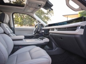 2025 Lincoln Navigator Reserve Starlight Gray
